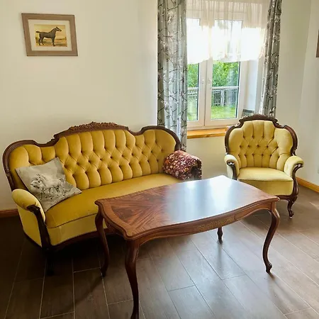 Stajnia Kopytkowo Ferienhaus *
